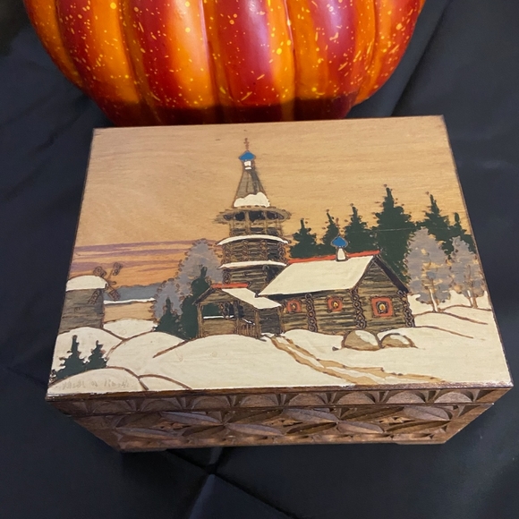 Vintage Hand painted Christmas Treasure Wooden Box - Picture 1 of 6